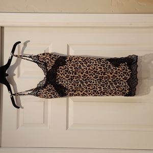 NWOT Victoria's Secret slip